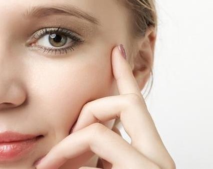 洗脸加点料 让你脸部皮肤越变越美