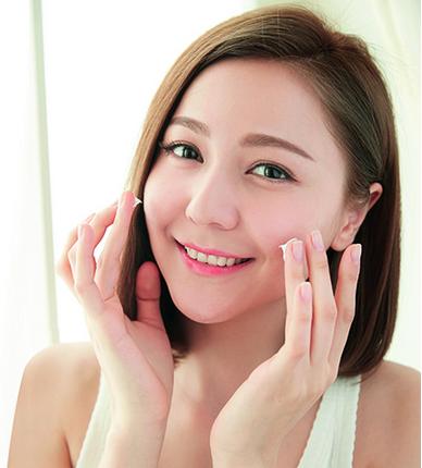 脸上容易浮粉怎么办