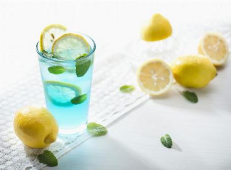 柠檬水真的能减肥吗 每天一片柠檬减肥排毒不反弹