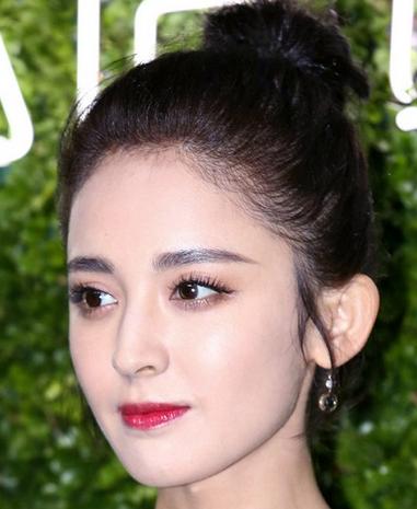 新年party季!get这些美妆技巧轻松hold住各种Party 新年party季!get这些美妆技巧轻松hold住各种Party