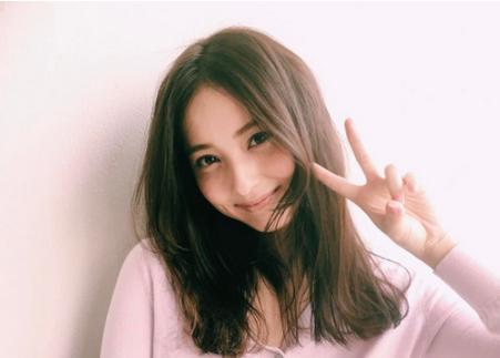 迎春节or情人节 女神最爱的82发型让你焕然一新