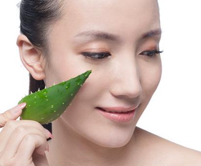 换季皮肤敏感怎么办？五个小细节皮肤不再敏感