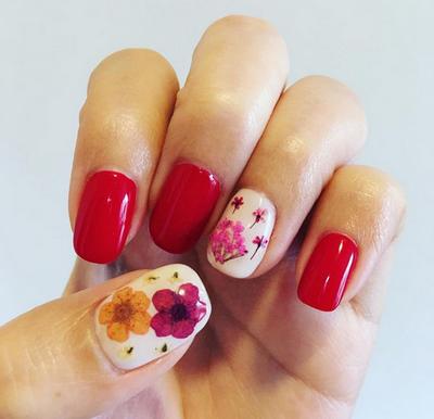 2017新年红色美甲图片：32款红色美甲美艳你的2017