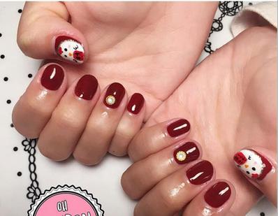2017新年红色美甲图片：32款红色美甲美艳你的2017