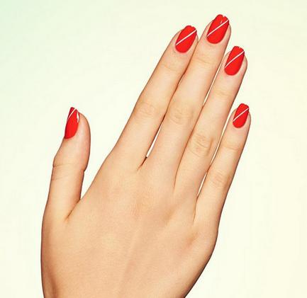 2017新年红色美甲图片：32款红色美甲美艳你的2017