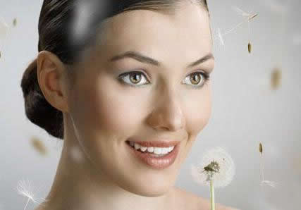 皮肤外油内干怎么办