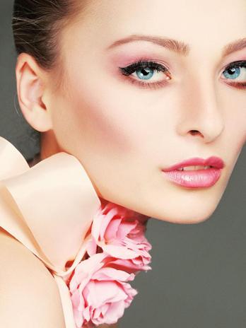 颈部怎样保养 做到4点拥有明星般的天鹅颈 颈部怎样保养 做到4点拥有明星般的天鹅颈