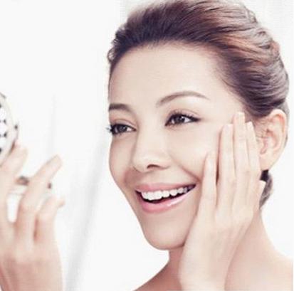 如何给肌肤排毒 如何给肌肤排毒