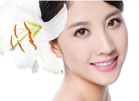 如何去除牙齿黄渍