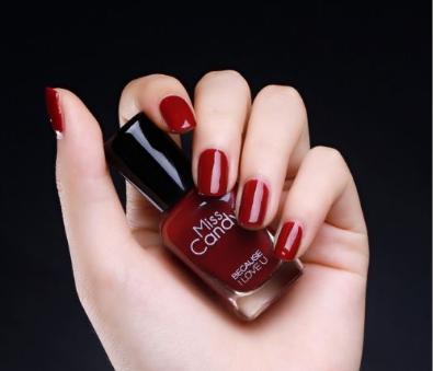 2017红色美甲图片