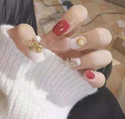 2017红色美甲图片