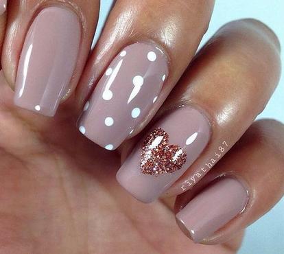 简单好看的美甲图片