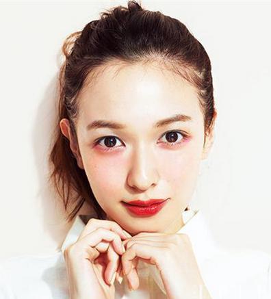 现在流行什么妆容 现在流行什么妆容