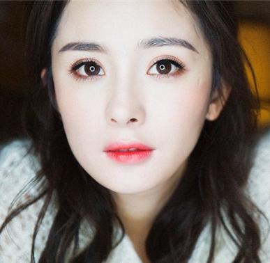 现在流行什么妆容