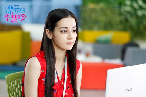 迪丽热巴妆容大揭秘 迪丽热巴的眉毛越看越有爱