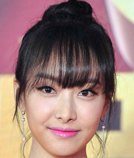 浪漫情人节粉唇减龄又招桃花  画个粉唇与他一吻定情