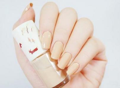 亮片美甲教程 超洋气的美甲贴片怎么用