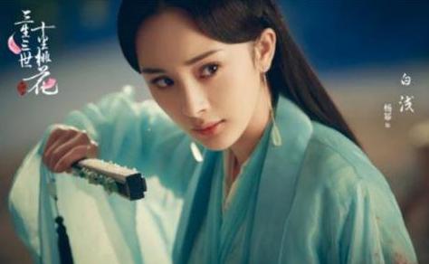 宽额头女生适合什么发型 杨幂唐嫣隐藏发际线很有一套