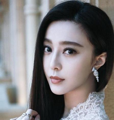 2017年流行口红颜色 明星奶茶色妆美腻更撩人