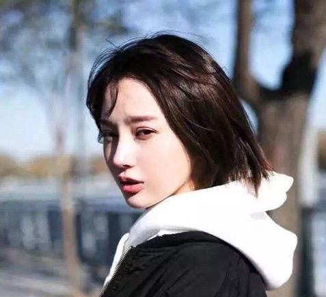 2017情人节女生约会发型 甜美女生发型最具女人味