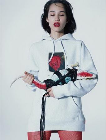 2017流行雾黑系发色 雾黑发色清新可爱浓度200%