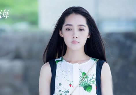 冯绍峰郭碧婷恋情是炒作？长发女神郭碧婷发型盘点