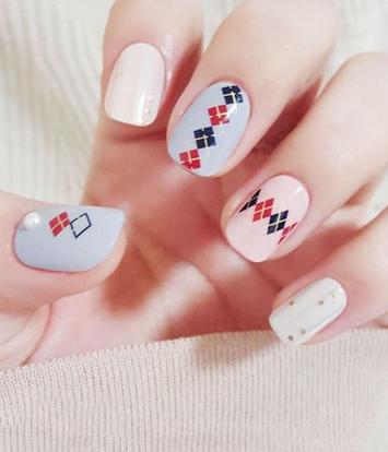 2017最新美甲款式