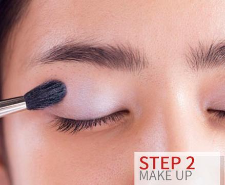 眼妆怎样画好看 梦幻迷人大眼妆情人节约会必备