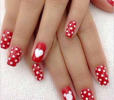 美甲2017新款图片红色：情人节就靠这抹“幸福红”招桃花！