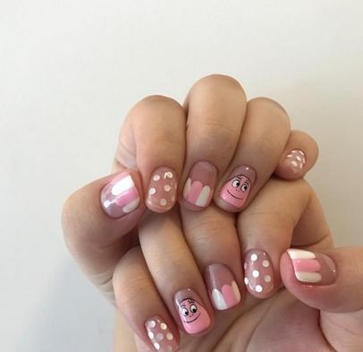 美甲图片2017新款式 浪漫情人节靠这款美甲斩男神