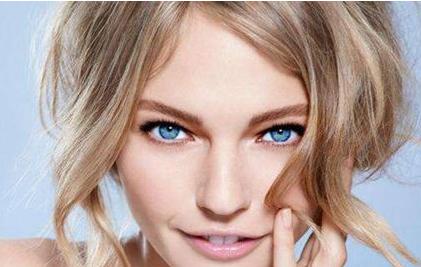 贴眼膜的最佳时间段 贴眼膜的最佳时间段