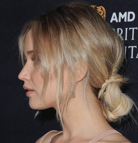 中长发怎么扎好看?7款时尚扎发让你任意切换造型 中长发怎么扎好看?7款时尚扎发让你任意切换造型