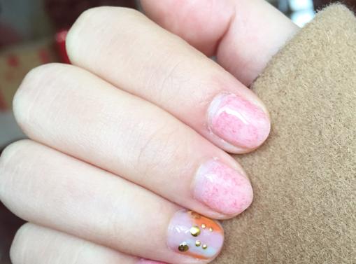 浅色系美甲2017图片