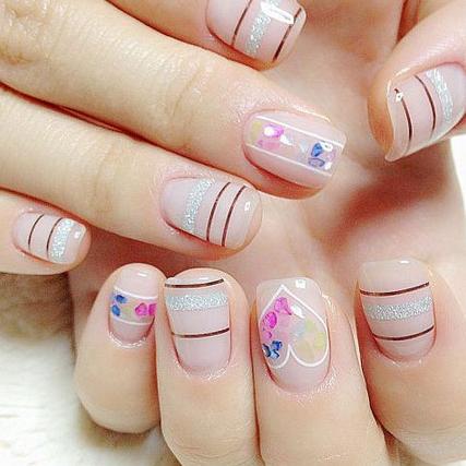 美甲图片2017新款式清新 美甲图片2017新款式清新