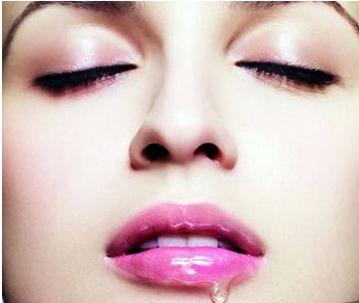 淡化唇纹的小妙招 教你6个最有效的护唇方法