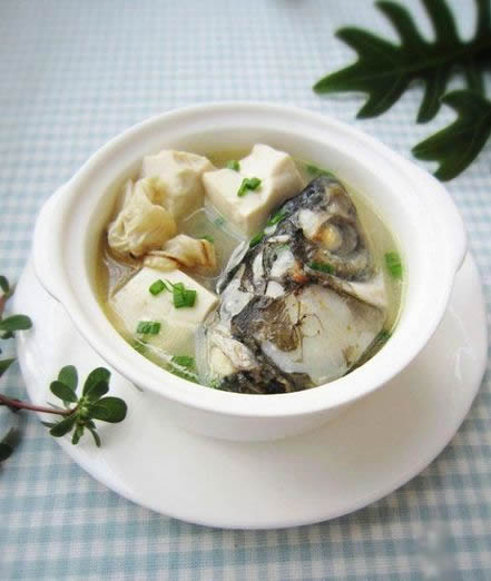 怎样去除脖子上的颈纹 怎样去除脖子上的颈纹