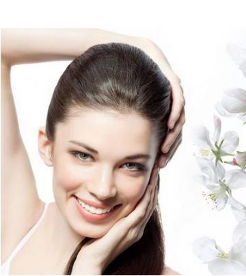 女性怎样让脸变白小窍门 女性怎样让脸变白小窍门