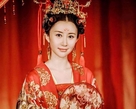 舒畅也撞脸杨幂?舒畅最新发型图片 舒畅也撞脸杨幂?舒畅最新发型图片