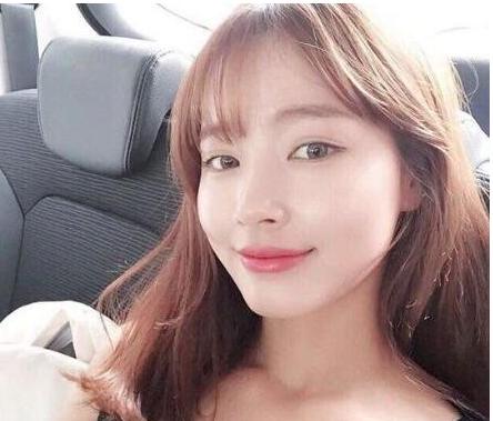 2017流行发型女中长发