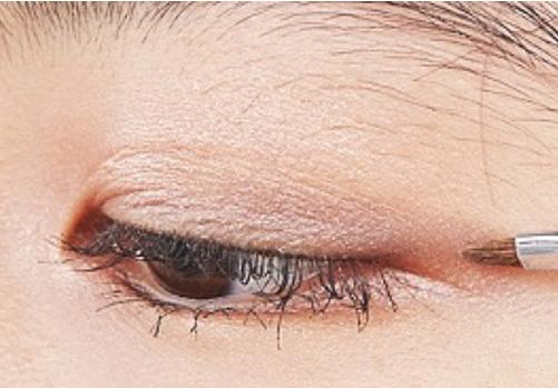 日常妆容化妆步骤 日常妆容化妆步骤