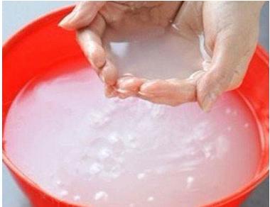 用什么洗脸可以祛斑 用什么洗脸可以祛斑