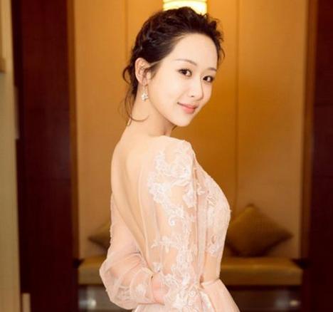 女人什么发型最显年轻