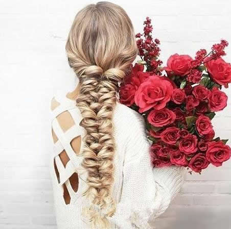 怎样编发简单好看图解 怎样编发简单好看图解