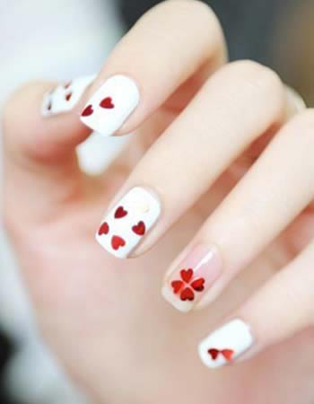 美甲图片2017新款式 甜美小清新美甲给你专属的浪漫 美甲图片2017新款式 甜美小清新美甲给你专属的浪漫