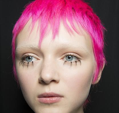 2017年秋冬纽约时装周 眼线新画法惊艳全世界