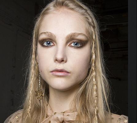 2017年秋冬纽约时装周 眼线新画法惊艳全世界