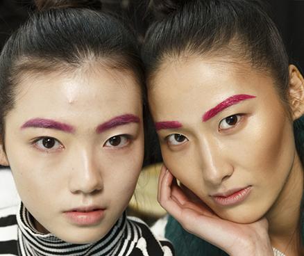 2017年秋冬纽约时装周 眼线新画法惊艳全世界