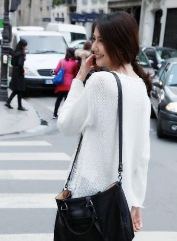 高圆圆赵又廷恩爱温馨接地气 女神气质穿搭依旧这么美