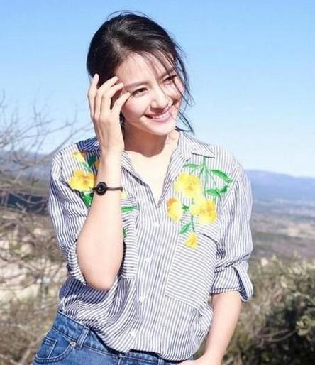 高圆圆赵又廷恩爱温馨接地气 女神气质穿搭依旧这么美