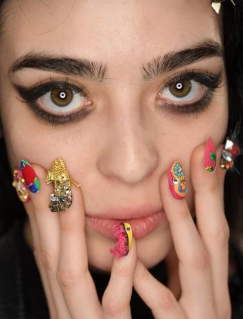 美甲图片2017新款式图